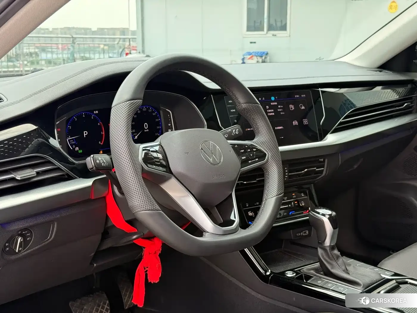 Volkswagen Passat id 4547464 из Китая 8