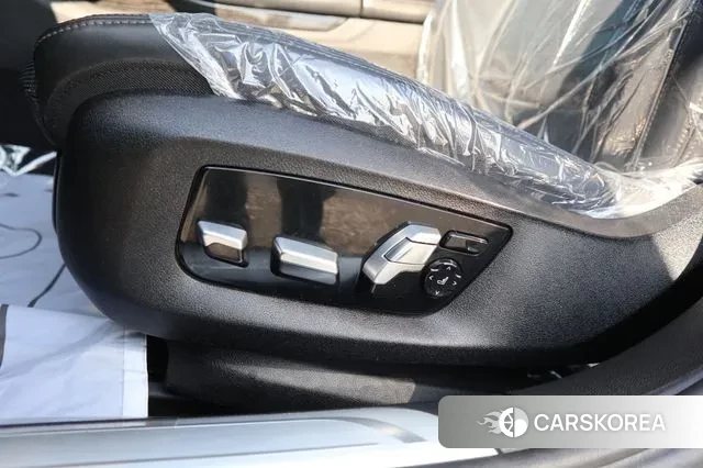 BMW 7 Series (G11) id 3789763 из Кореи 8