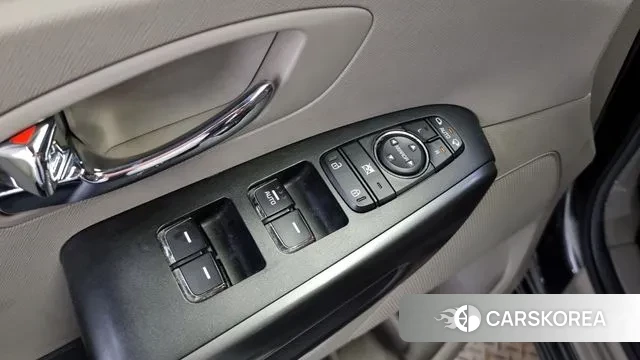 Kia The New Carnival id 2986674 из Кореи 8