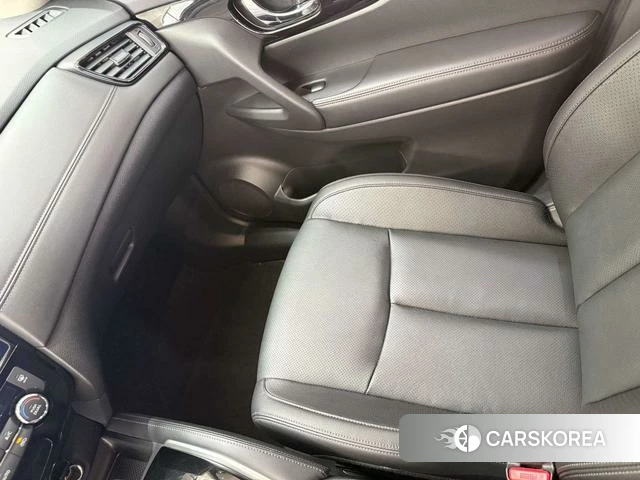 Nissan Qijun id 4263247 из Китая 8