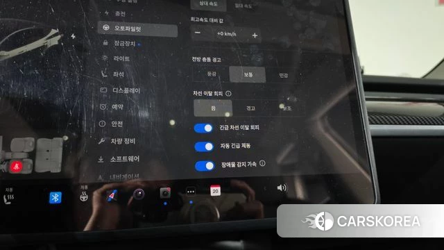 Tesla Model Y id 3817373 из Кореи 8