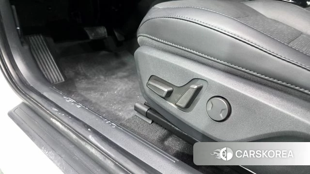 Kia Di Ol Nu Niro id 4763743 из Кореи 8
