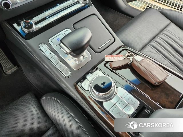 Genesis G90 id 4508041 из Кореи 8