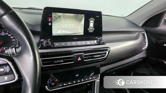 Kia Seltos id 4338360 из Кореи 8