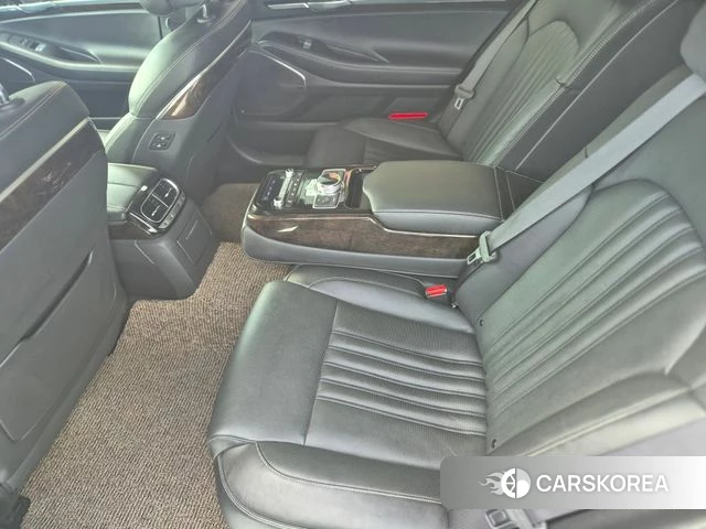 Genesis G90 id 4356237 из Кореи 8