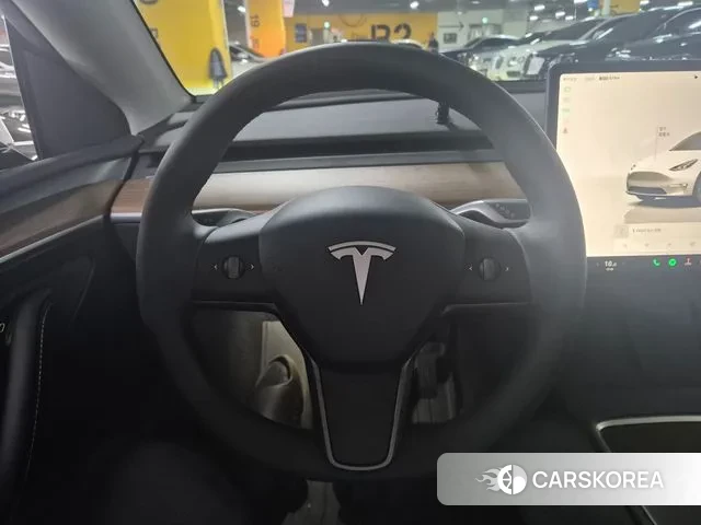 Tesla Model Y id 3020841 из Кореи 8