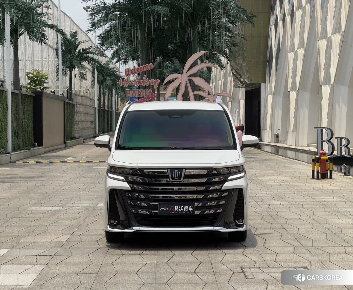 Toyota Vellfire id 4513971 из Китая 8