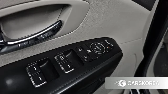 Kia All New Carnival id 3000634 из Кореи 8