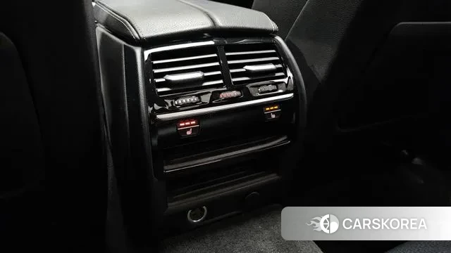 BMW 5 Series (G30) id 3193612 из Кореи 8