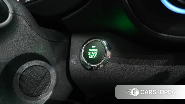Hyundai Venue id 4623986 из Кореи 8