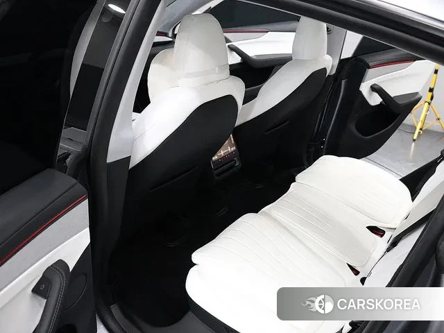 Tesla Model Y id 3605541 из Кореи 8