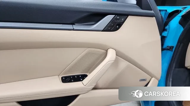 Porsche 911(992) id 3012943 из Кореи 8