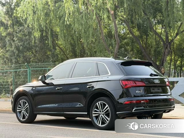 Audi Q5L id 4329182 из Китая 8