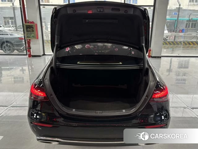 Mercedes-Benz E-class id 4265227 из Китая 8