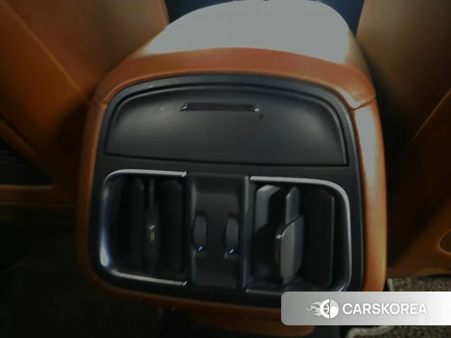 Maserati Levante id 4551862 из Кореи 8