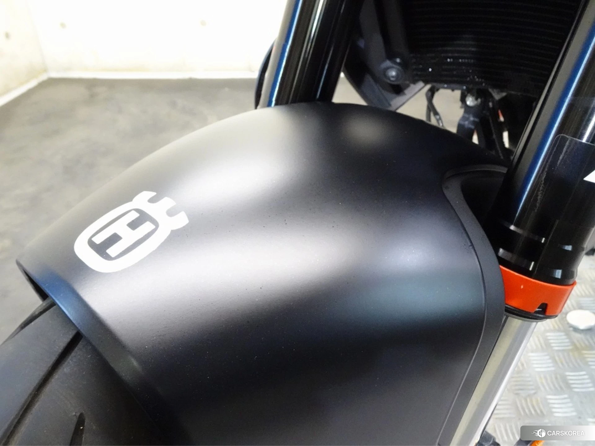 Husqvarna VITPILEN 401 id 3939705 из Японии 8