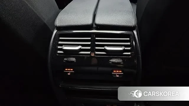 BMW 5 Series (G30) id 2889440 из Кореи 8