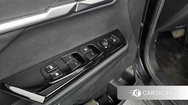 Ssangyong Torres id 3317040 из Кореи 8