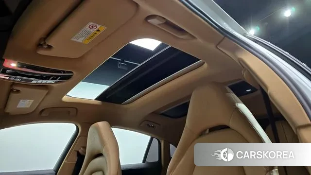 Porsche Panamera (971) id 3000630 из Кореи 8