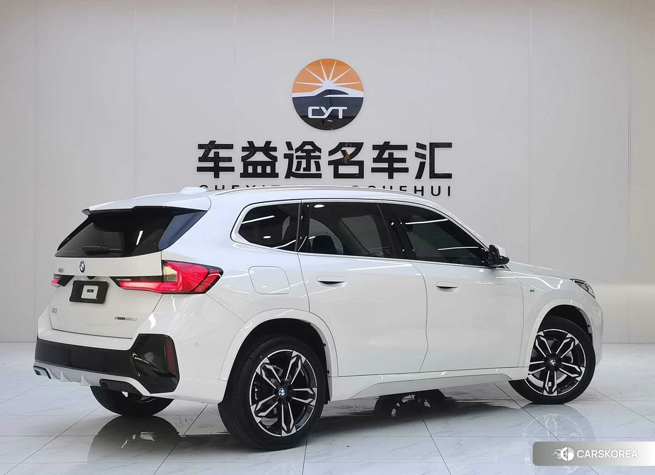 BMW X1 id 4407420 из Китая 8