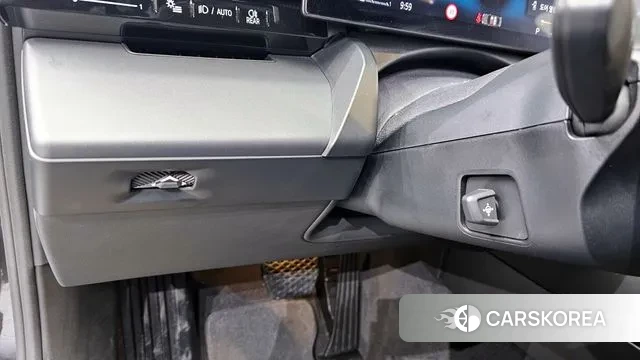 BMW 5 Series (G60) id 3016083 из Кореи 8