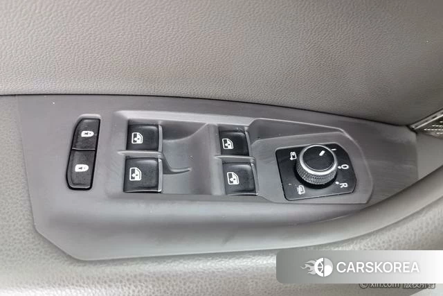 Volkswagen Touareg id 4253584 из Китая 8