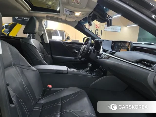 Lexus ES300h 7th generation id 3385007 из Кореи 8