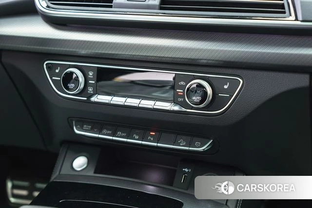 Audi Q5L id 3957786 из Китая 8