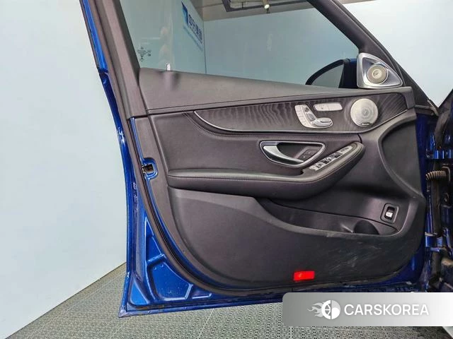 Mercedes-Benz Class C id 4209799 из Китая 8