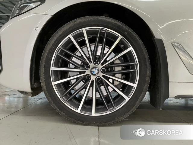 BMW 5 series id 4275863 из Китая 8