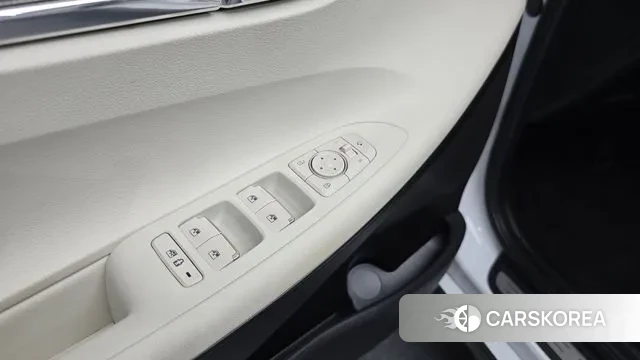 Hyundai The New Grandeur IG Hybrid id 3053371 из Кореи 8