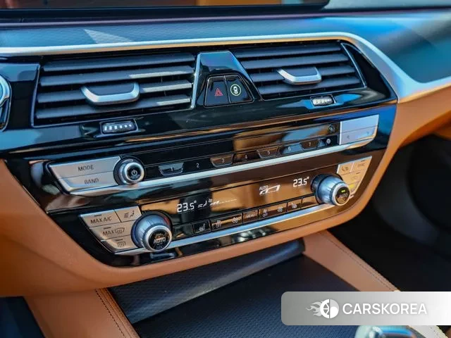 BMW 5 Series (G30) id 3756920 из Кореи 8