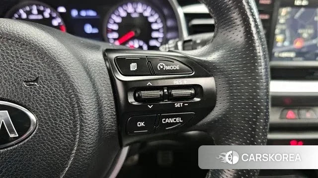 Kia Stonic id 3434667 из Кореи 8