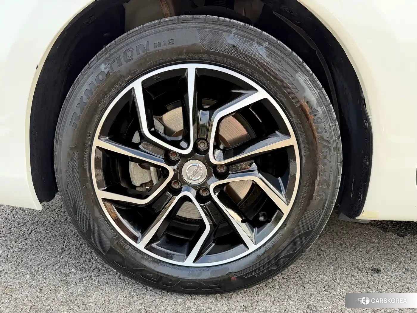 Nissan Tiida id 4601118 из Китая 8