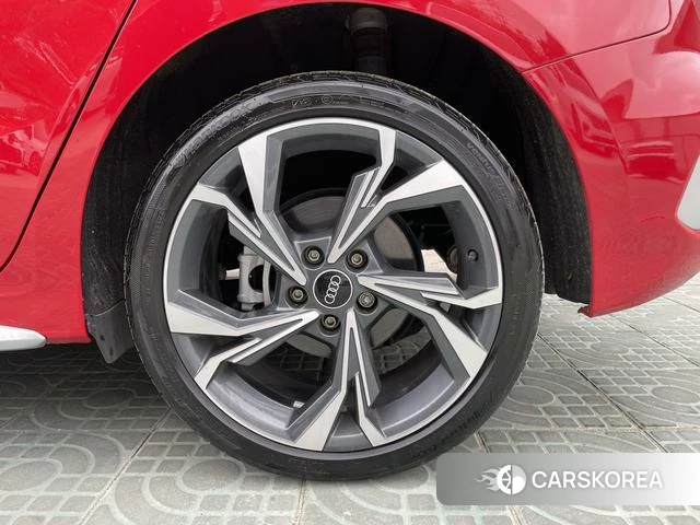 Audi A3 id 4220575 из Китая 8