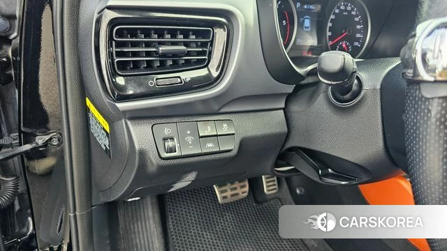 Kia Stonic id 4689470 из Кореи 8