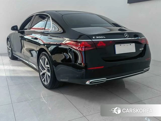 Mercedes-Benz E-class id 4276832 из Китая 8