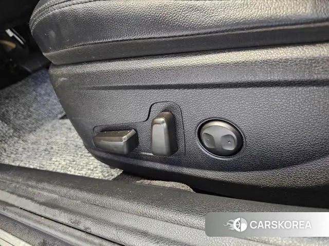 Hyundai The New Grandeur IG id 3519918 из Кореи 8