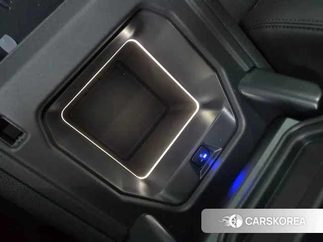 Land Rover Defender (L663) id 3731962 из Кореи 8