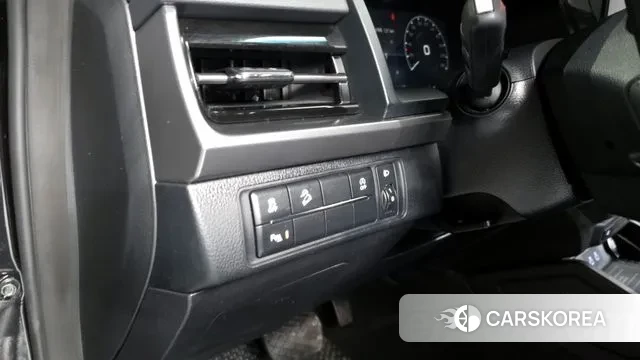 Ssangyong The New Rexton Sports Cannes id 3415844 из Кореи 8