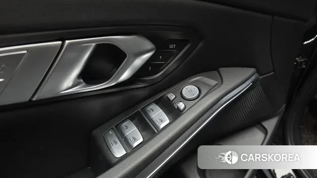 BMW 3 Series (G20) id 3011982 из Кореи 8