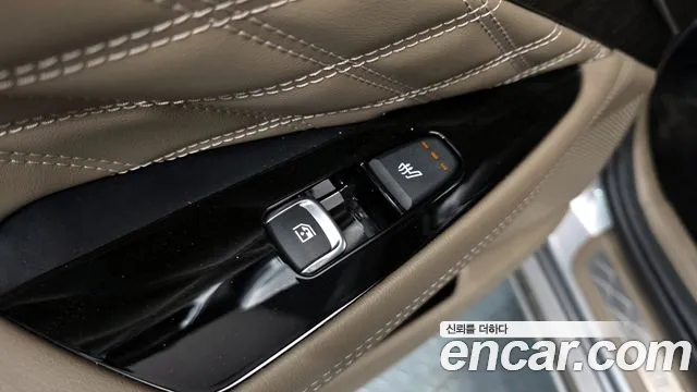 Kia K8 id 2742984 из Кореи 8