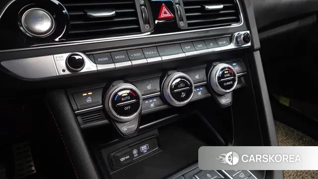 Genesis G70 id 3090940 из Кореи 8