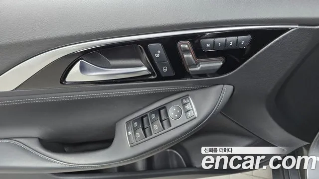 Infiniti Q30 id 2907866 из Кореи 8