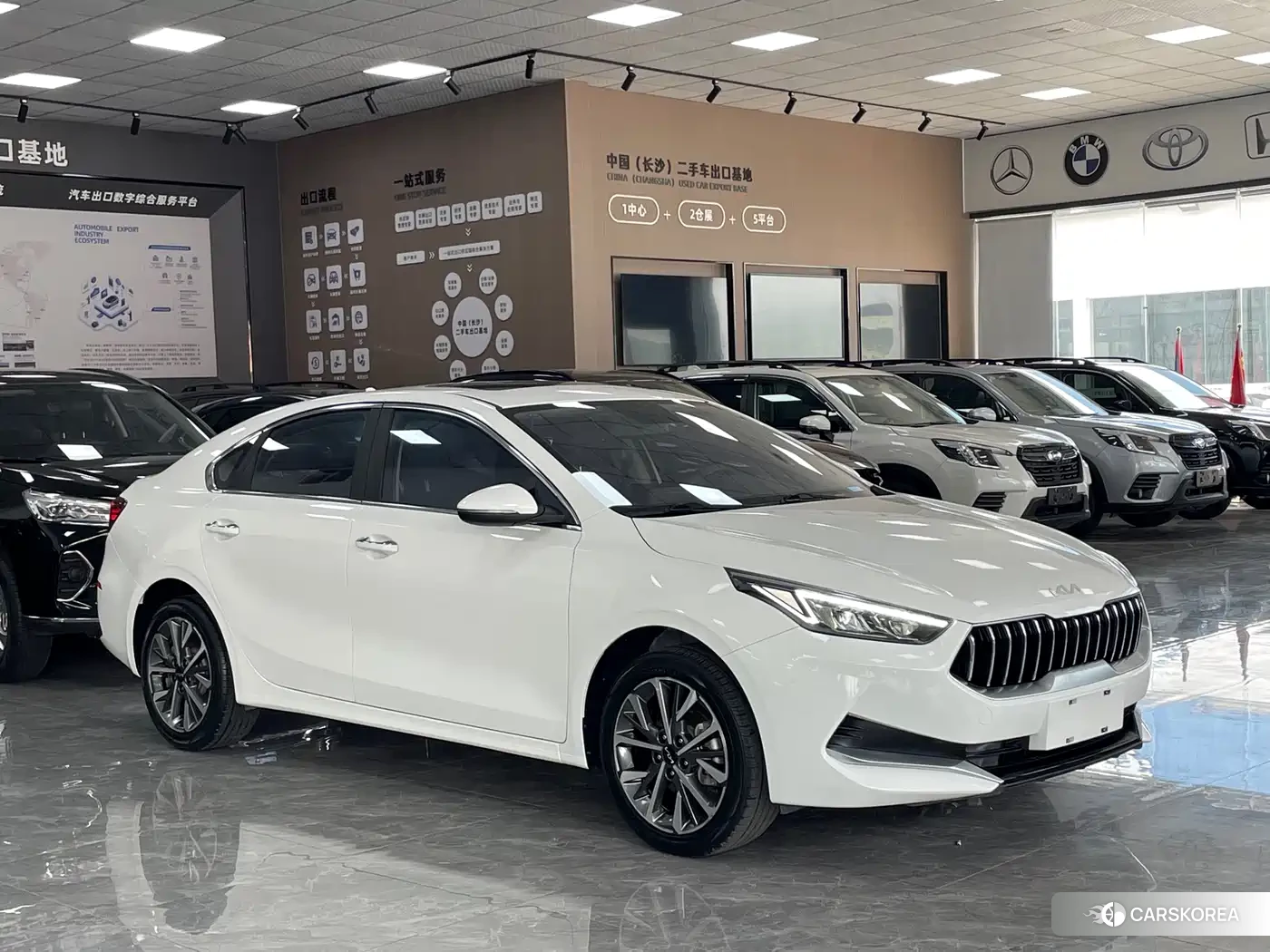 Kia K3 id 4607212 из Китая 8