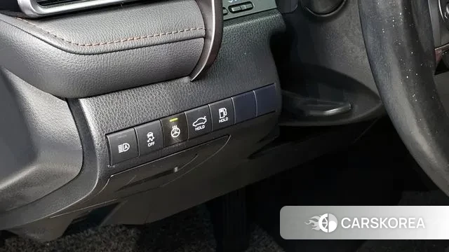 Toyota Camry (XV70) id 3686313 из Кореи 8