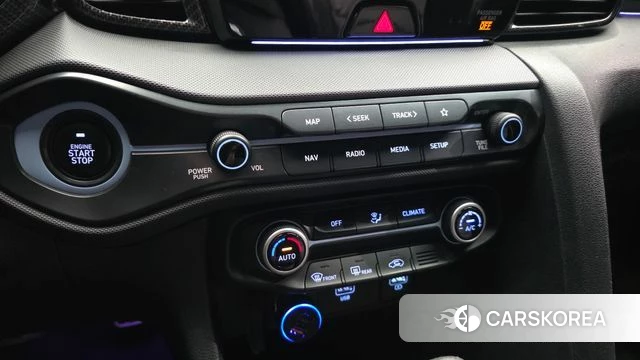 Hyundai Veloster (JS) id 4535801 из Кореи 8