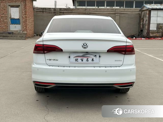 Volkswagen Bora id 4208420 из Китая 8