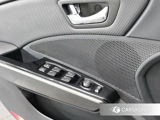 Ssangyong Berry New Tivoli id 4284803 из Кореи 8