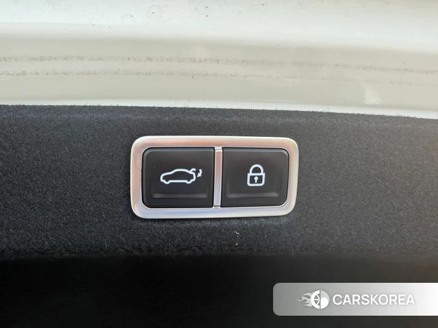 Hyundai Grandeur (GN7) id 4334024 из Кореи 8